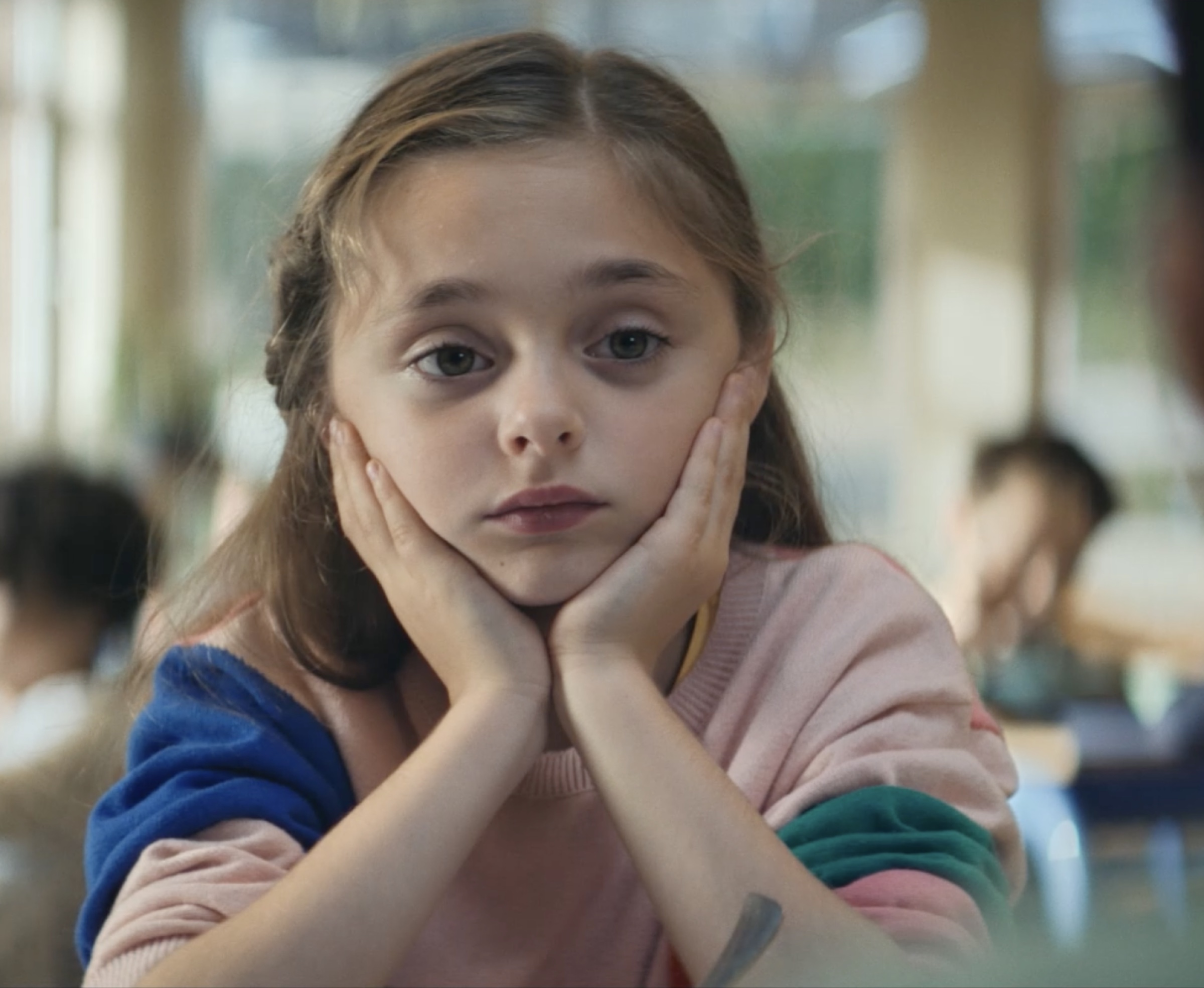 Image clé du film ENGIE Mytho avec une petite fille